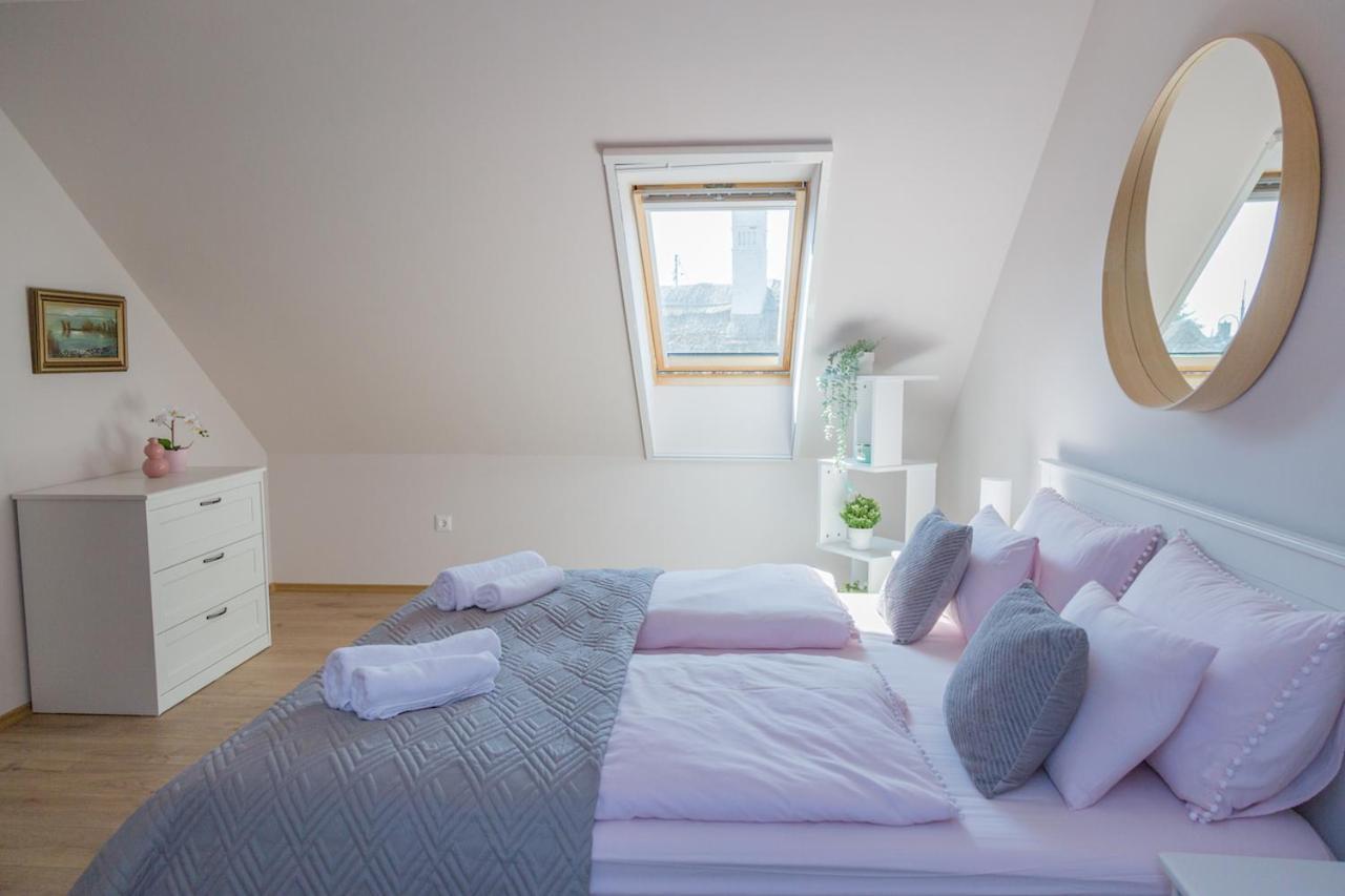 Piros Vendeghaz Villa Tihany Exteriör bild