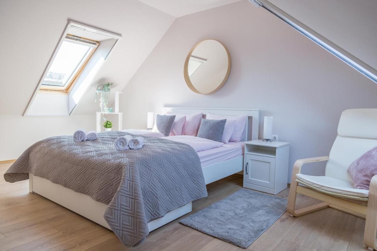 Piros Vendeghaz Villa Tihany Exteriör bild
